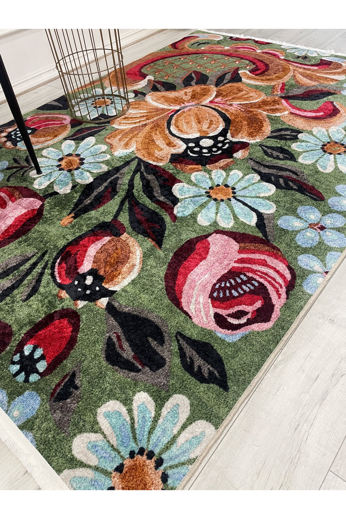 Yeşil Çiçek Desenli Floral Lateks Taban Halı
