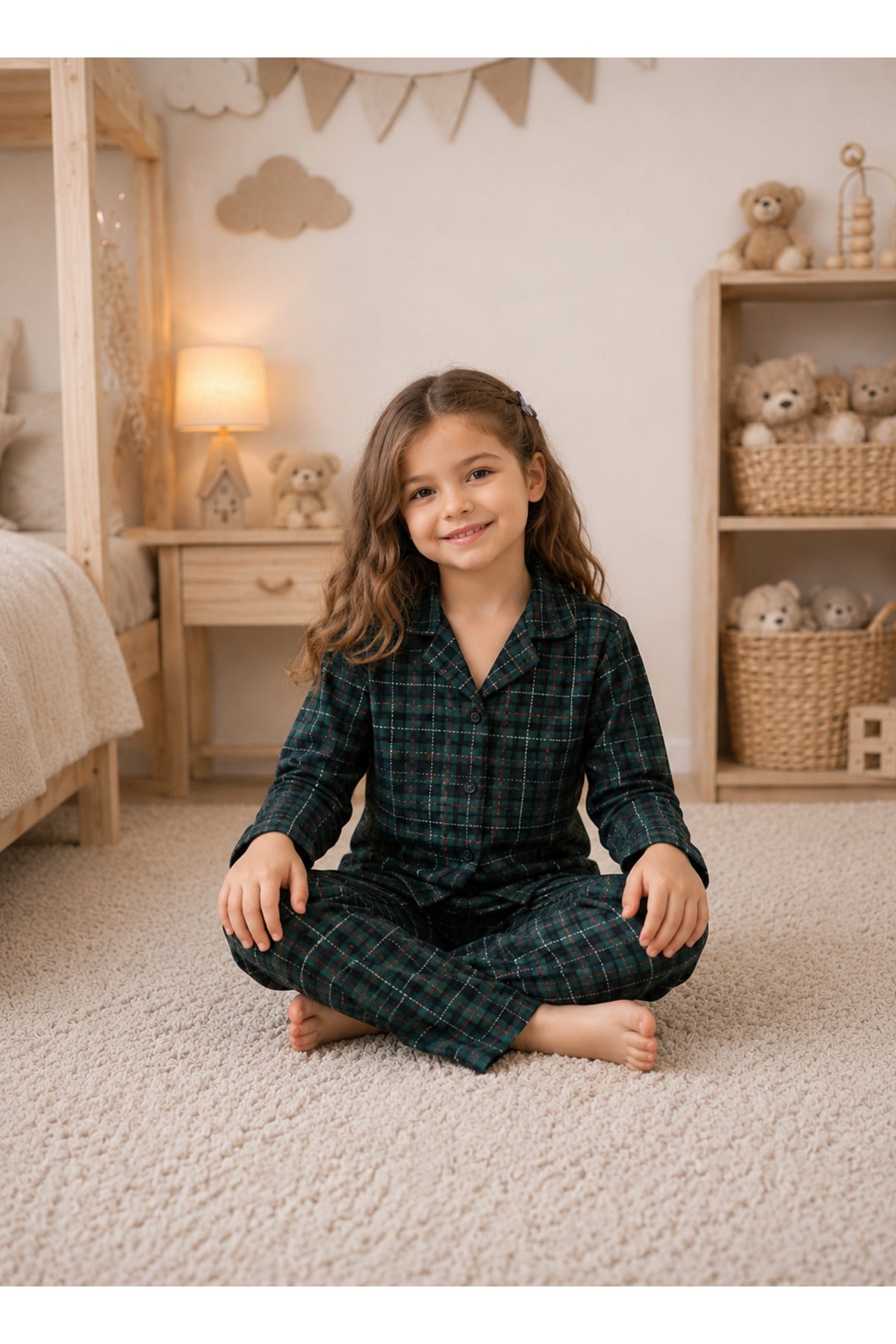 Kız çocuk Pamuklu düğmeli süet uzun kollu pijama takımı