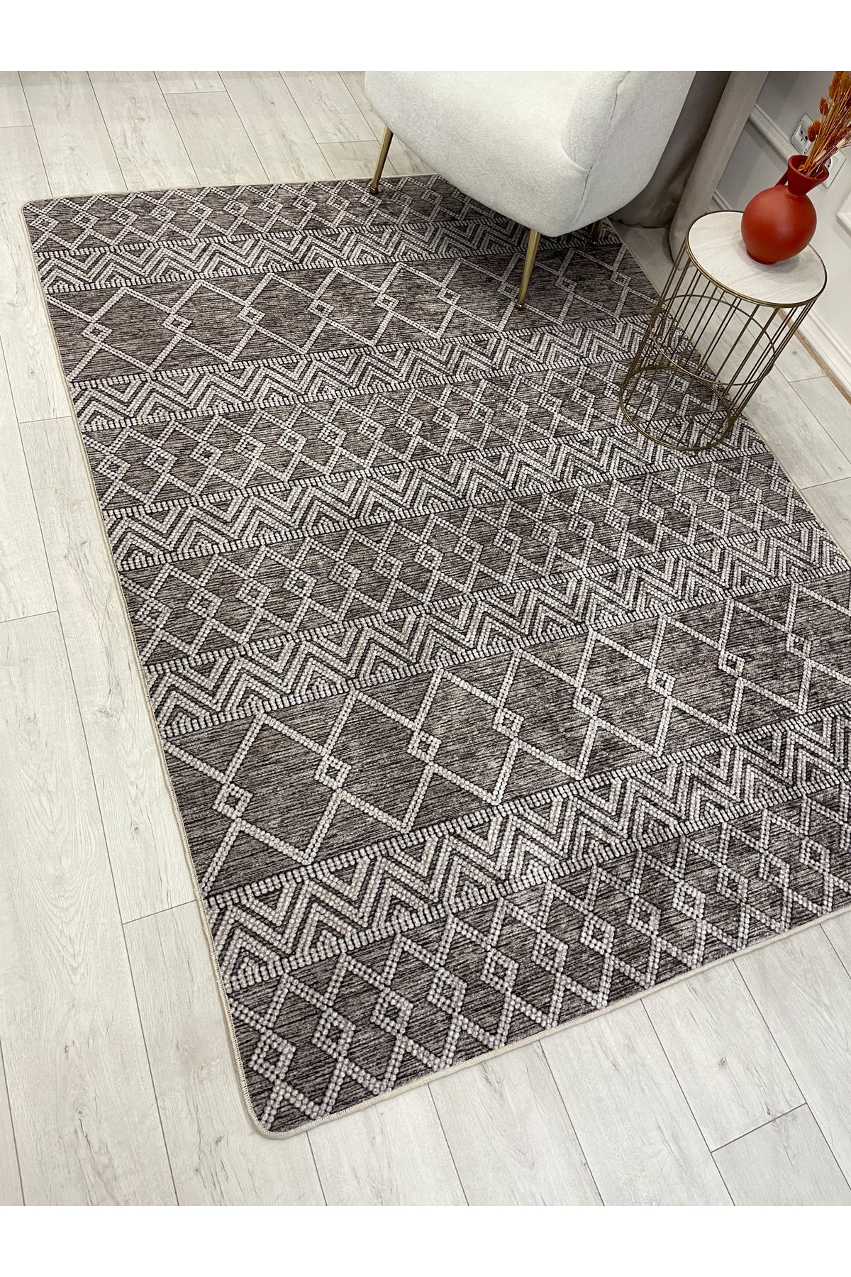 Gri Siyah İskandinav Tarzı Kilim Desenli Yolluk Lateks Halı
