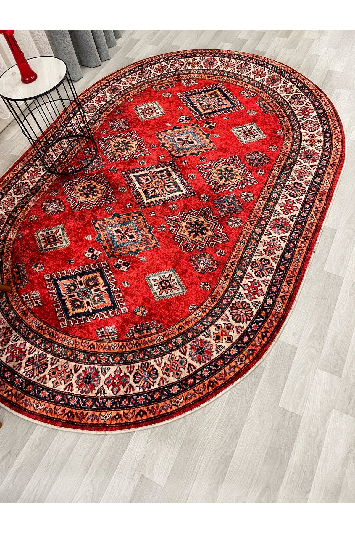 Kilim Motifli Klasik Kaymaz Taban Halı