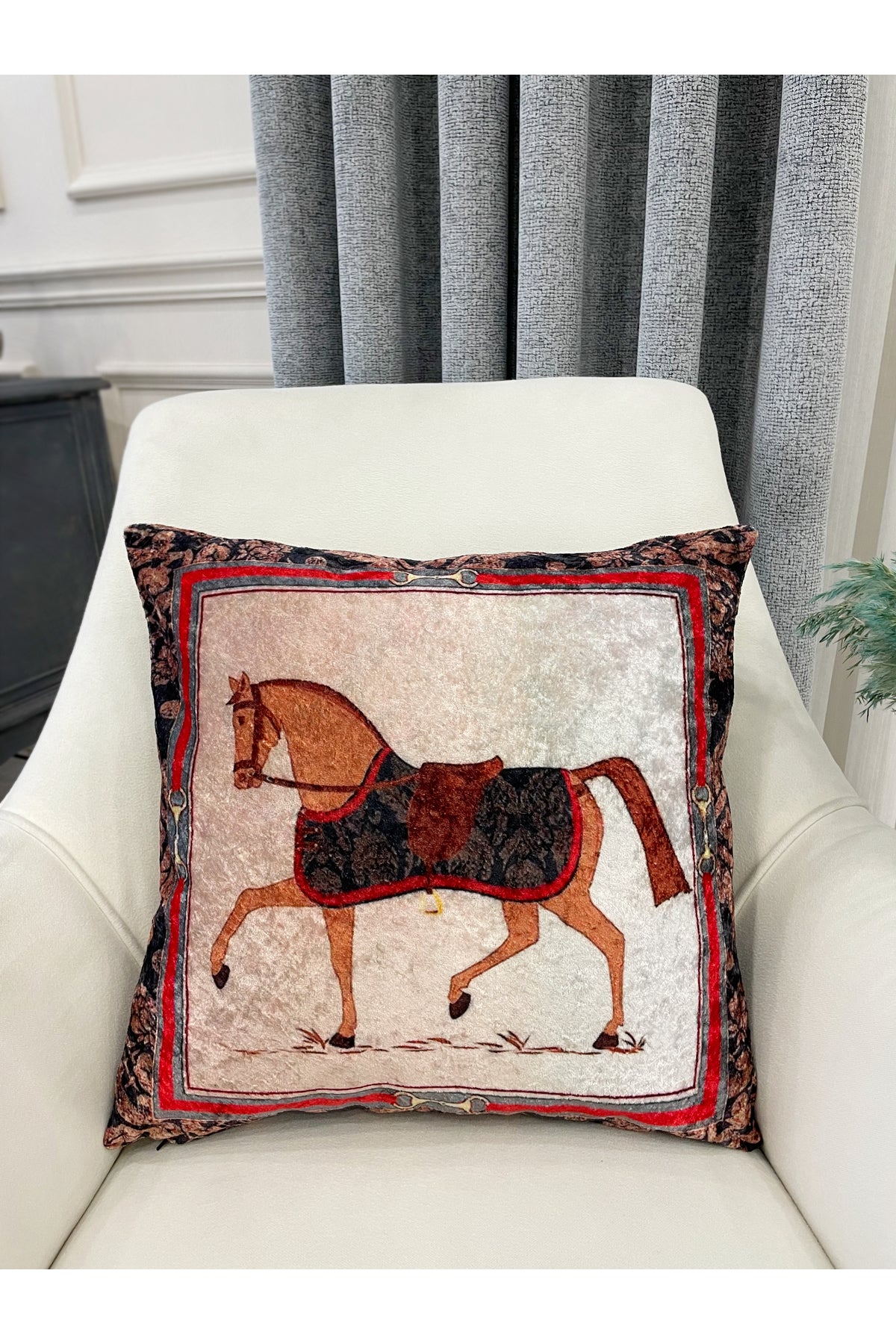 Horse At Desen Kırlent 45x45