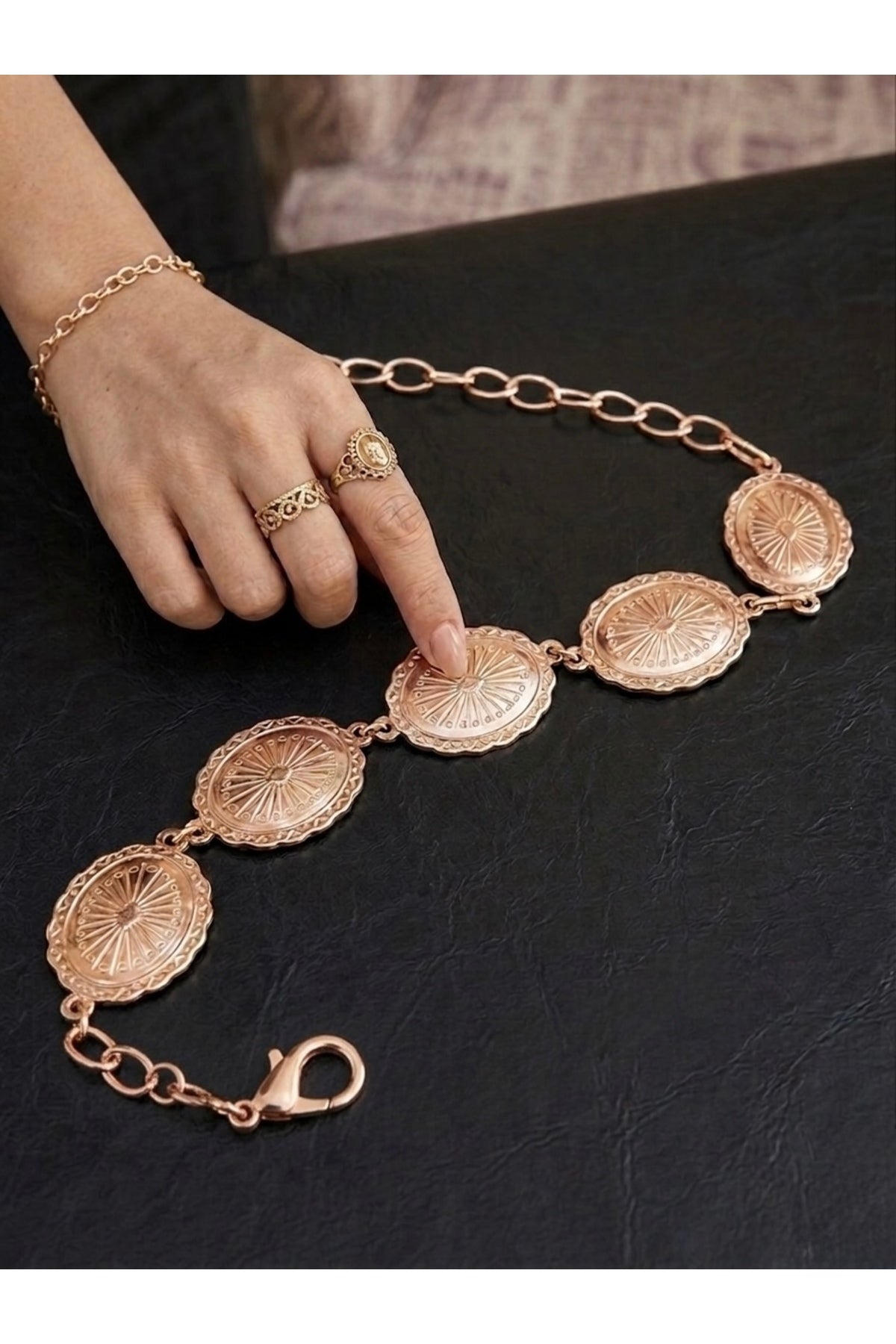 Papatya Gold Detaylı Kadın Bel Zinciri Bel Kemeri,Elbise Kemeri,Etek Kemeri,Pantolon Kemeri