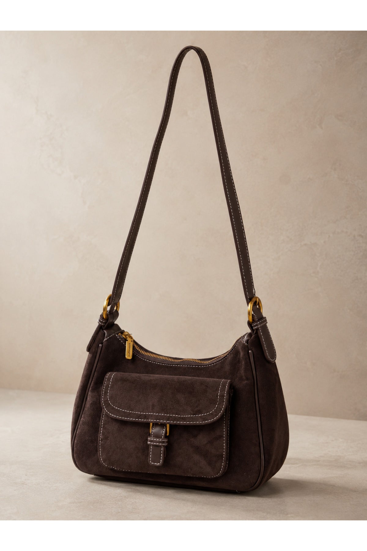 Kadın Taba Süet Görünümlü Kapaklı Çapraz Askılı Çanta 29x20 CNT729