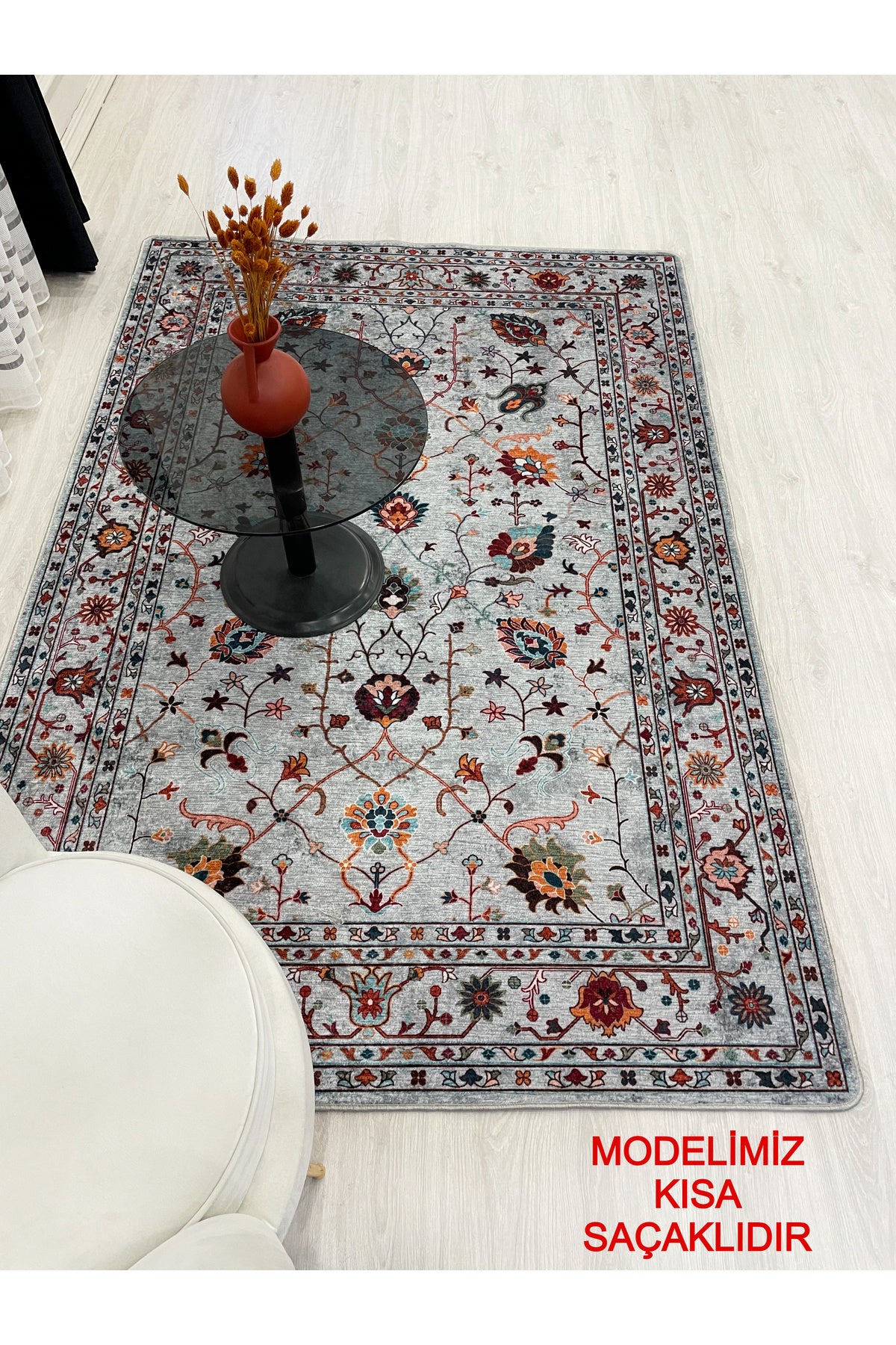 Gri Renk Vintage Çiçekli Oval Lateks Kaymaz Taban Halı