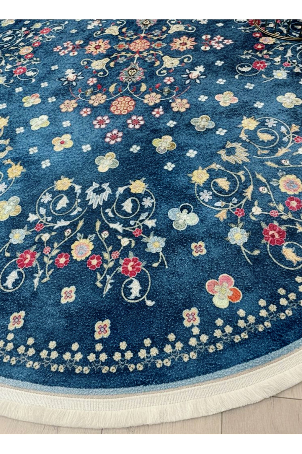BEJ Renk Çiçek Desenli Vintage Lateks Taban Halı