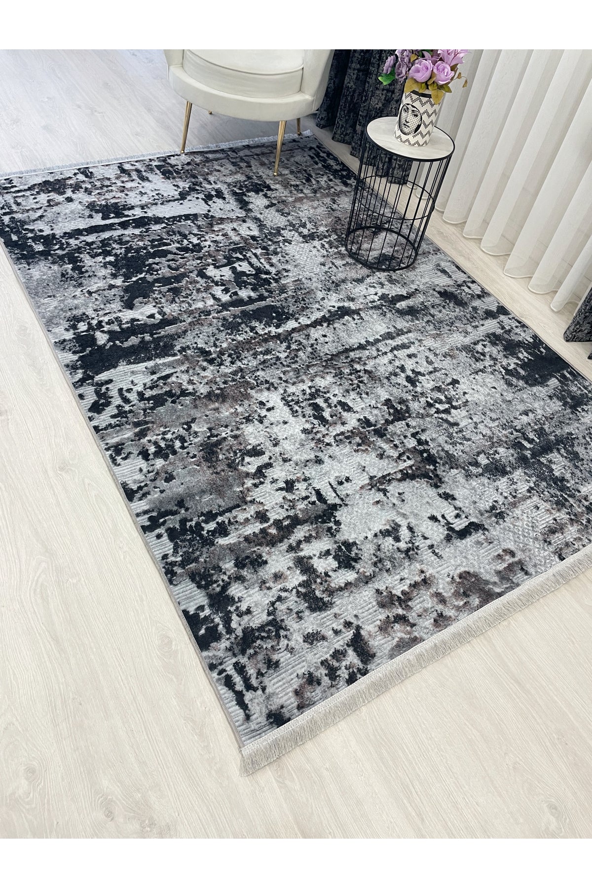 Abstract Desen Saçaklı Lateks Deri Taban Halı