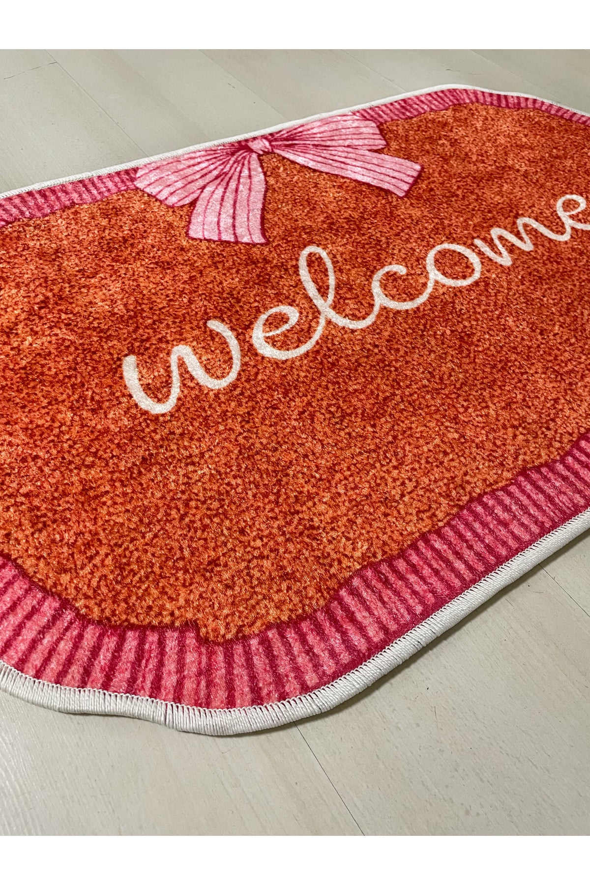 Fiyonk Detaylı Welcome Yazılı Lateks Taban Dekoratif Paspas