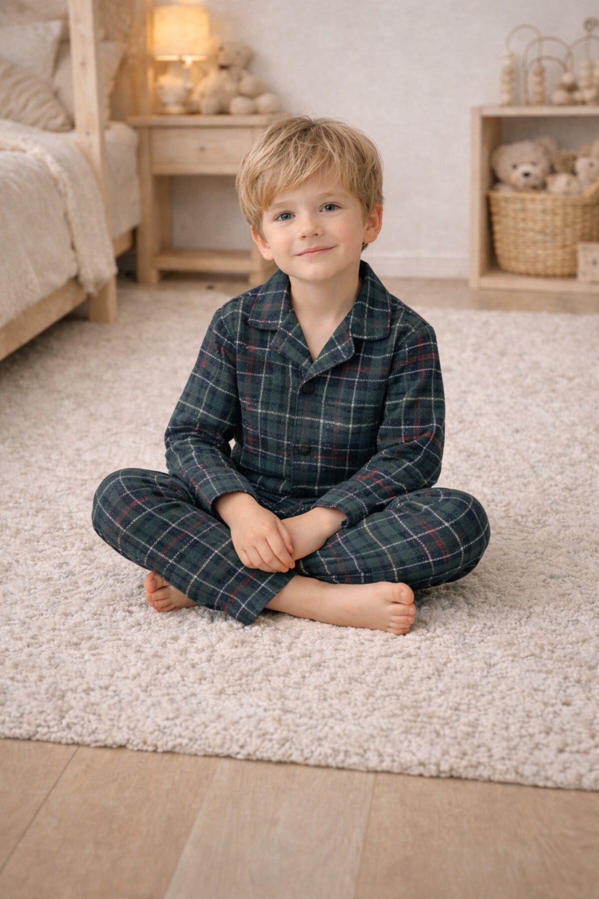 Erkek çocuk pamuklu düğmeli süet pijama takımı