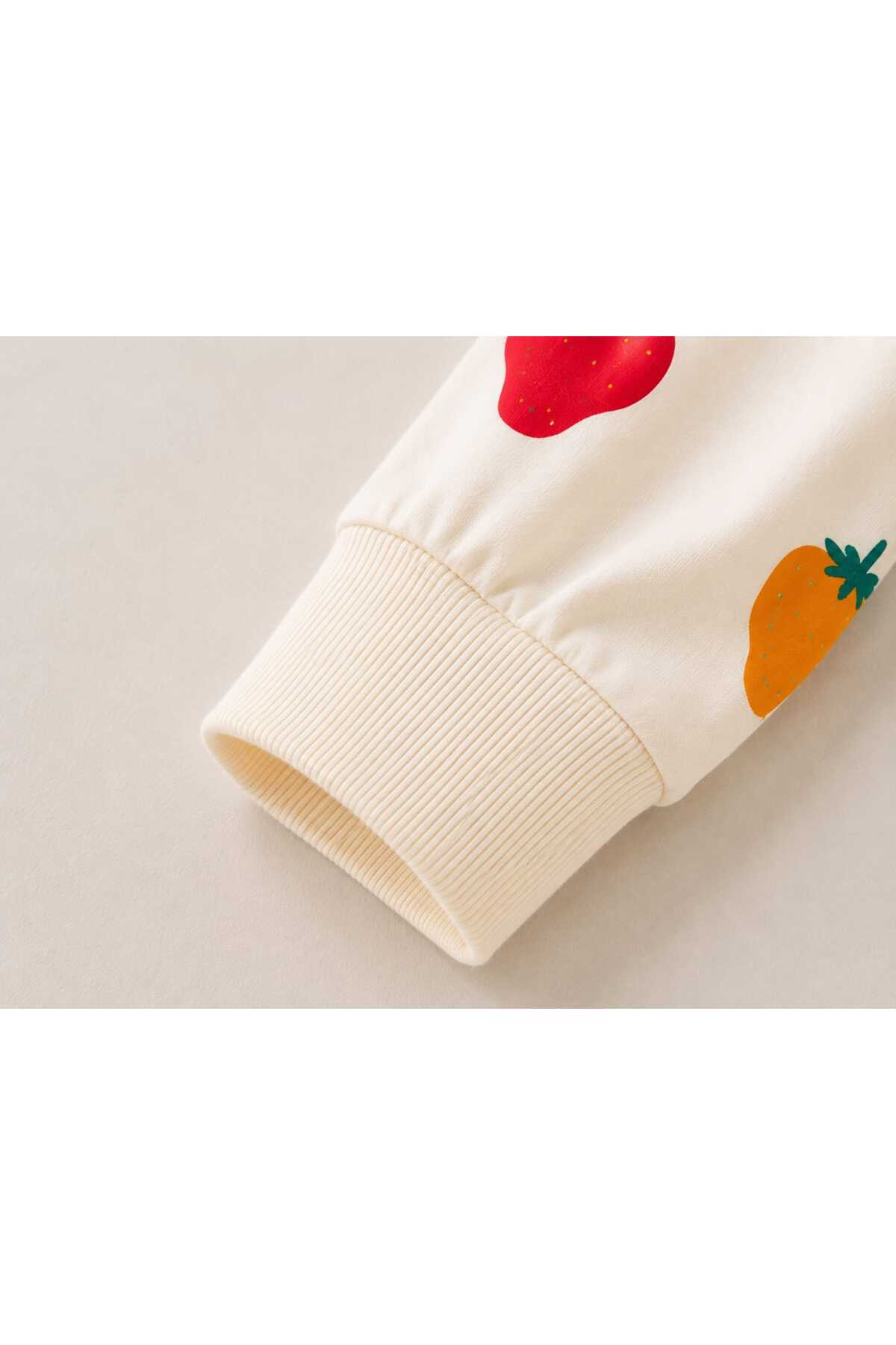 Kız çocuk %100 pamuklu rengarenk çilek desenli uzun kollu pijama takımı