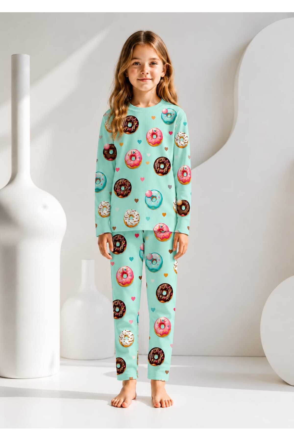 Kız çocuk %100 pamuklu uzun kollu desenli pijama takımı