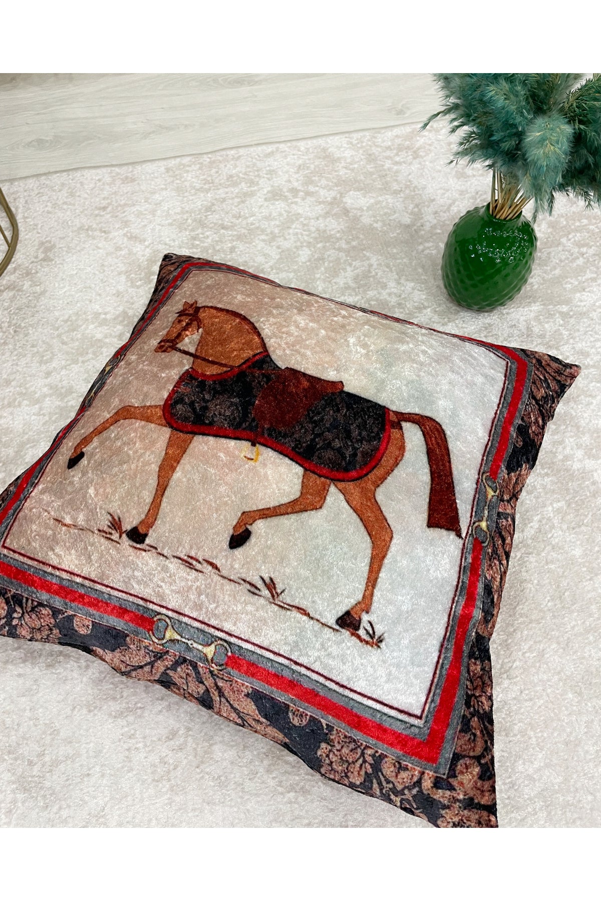 Horse At Desen Kırlent 45x45
