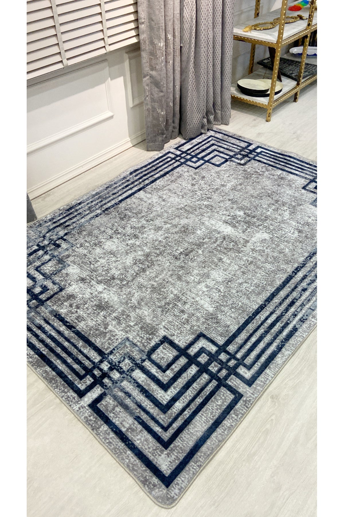 Bej - Kahverengi Eskitme Görünümlü Lateks Kaymaz Taban Halı