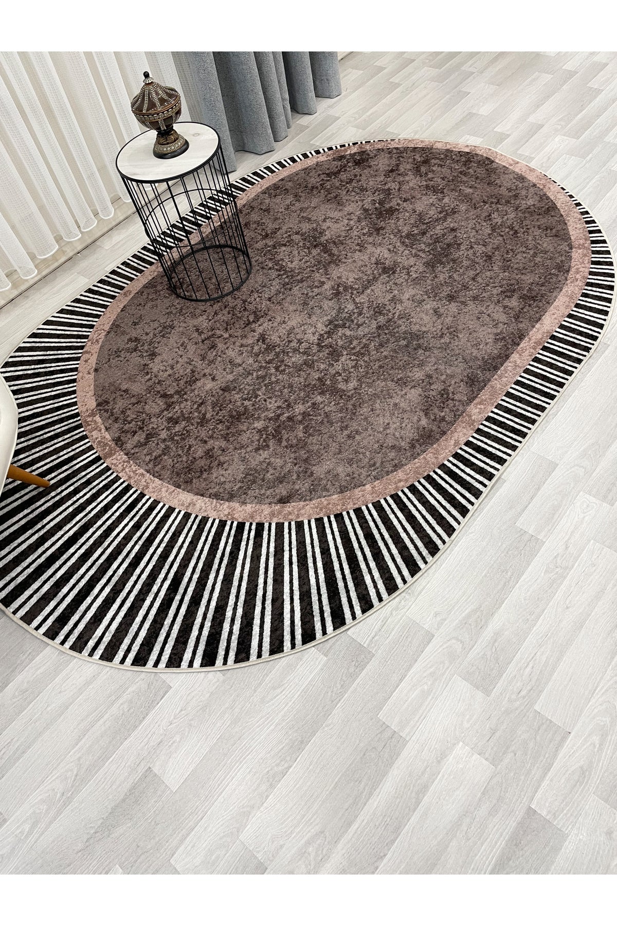 YEŞİL Renk Çizgili Oval Kaymaz Taban Halı