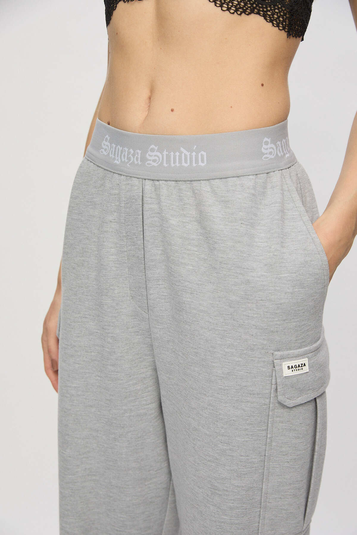 Beli Lastikli Cep Detaylı Pantolon