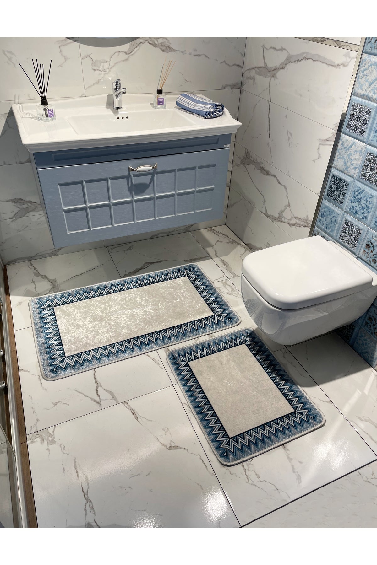 Mint Yeşil - Zigzag Desenli Deri Taban 2 li Banyo Paspas (60x100 - 60x50)