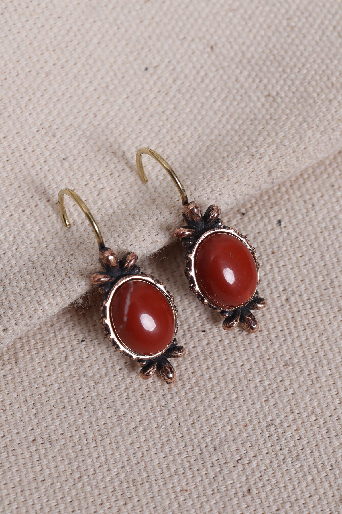 Pembe Kuvars Taşlı Oval Otantik Küpe