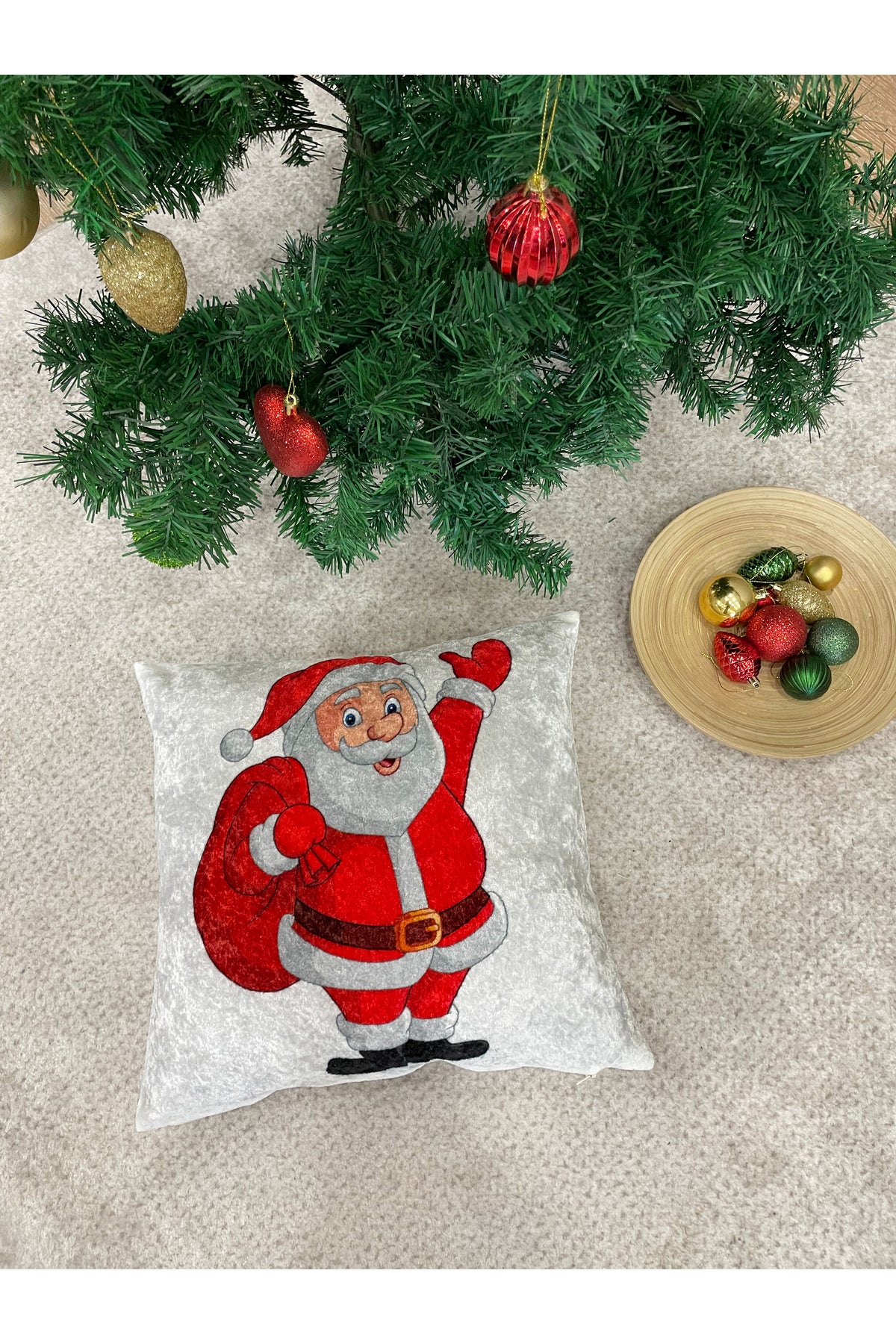 Noel Baba Desen Kadife Kırlent Yastık Kılıfı (AÇIK GRİ)
