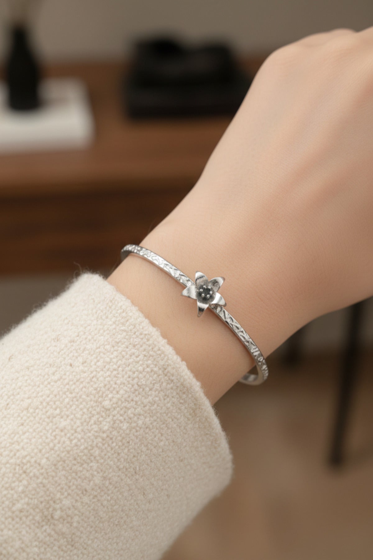 Silver Renk Ayarlanabilir Dövme Kelepçeli Doğum Ayı Çiçeği Bilezik (Şubat)