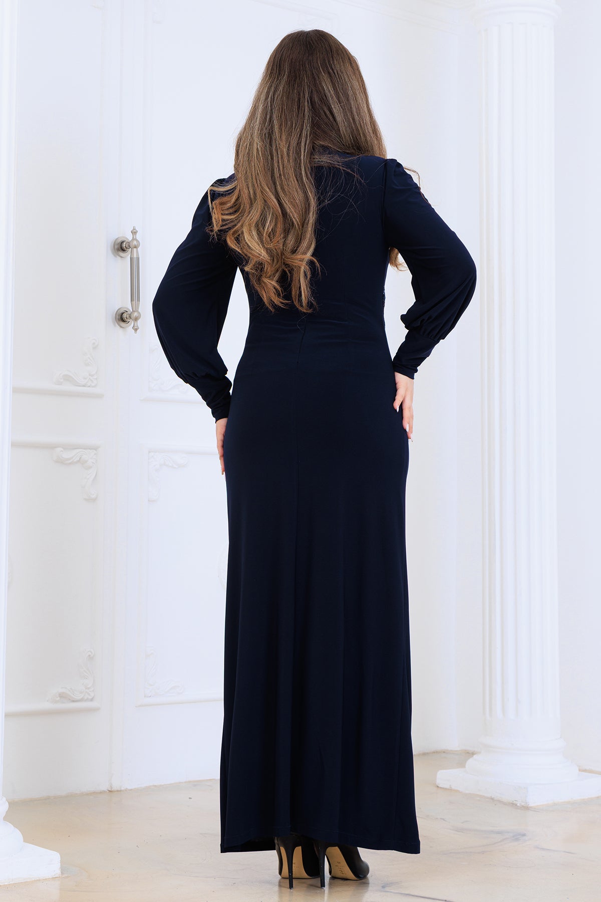 Eleni̇ Taşli Tesettür Abi̇ye Elbi̇se