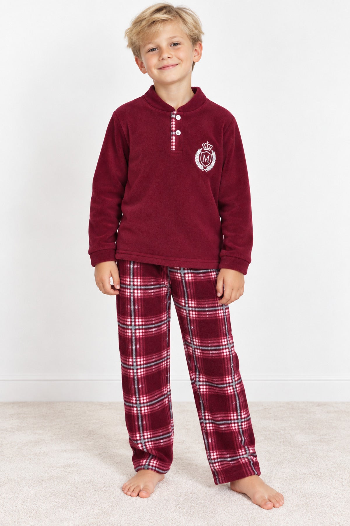 Erkek çocuk pamuklu kışlık polar uzun kollu düğmeli yaka pijama takımı