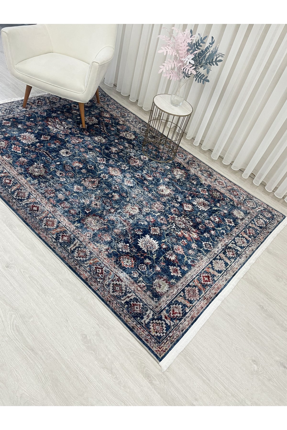 Lacivert Eskitme Görünümlü Lateks Kaymaz Taban Halı