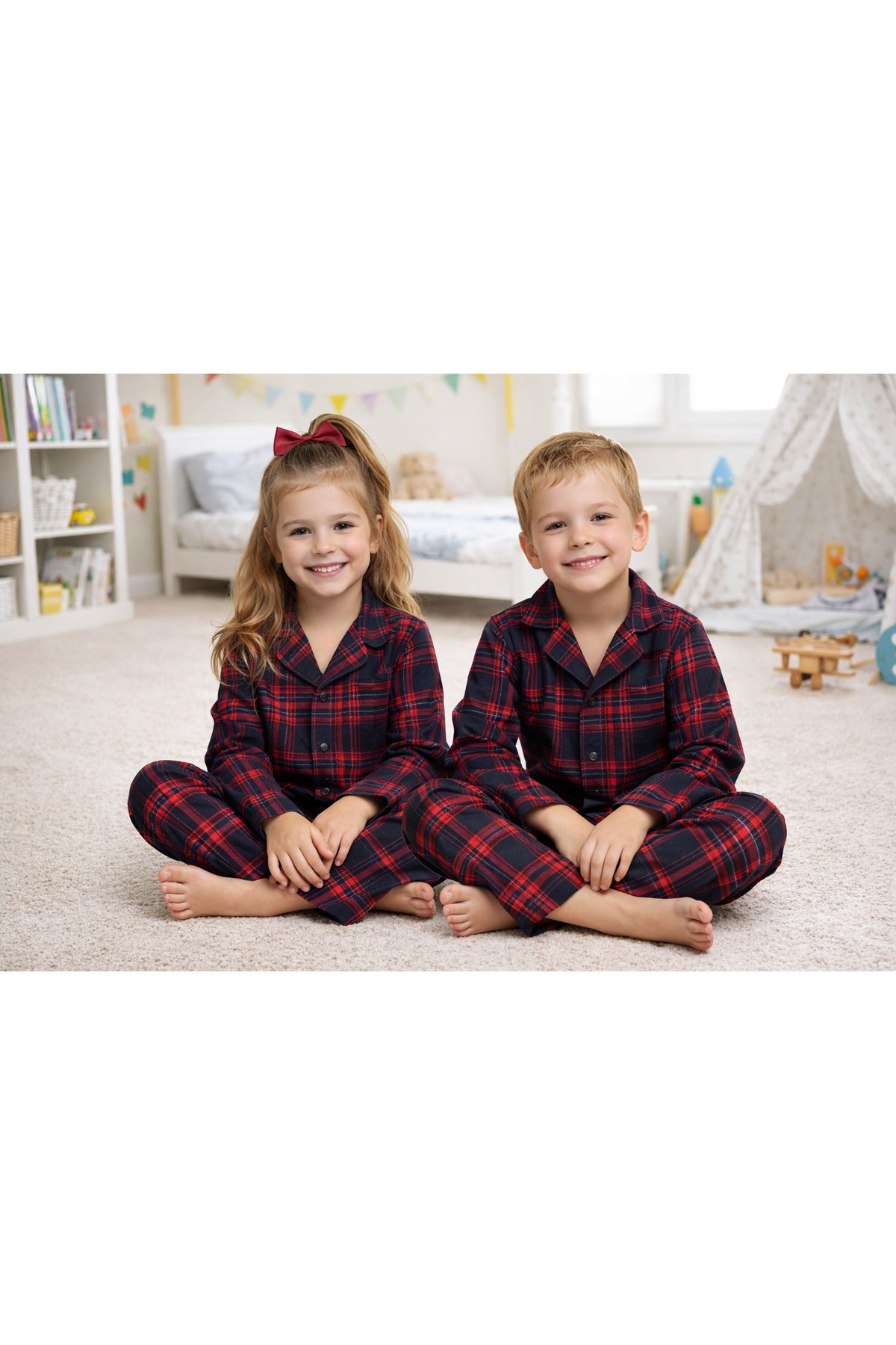 Kız ve erkek çocuk ekose desenli pamuklu efil efil düğmeli pijama takımı