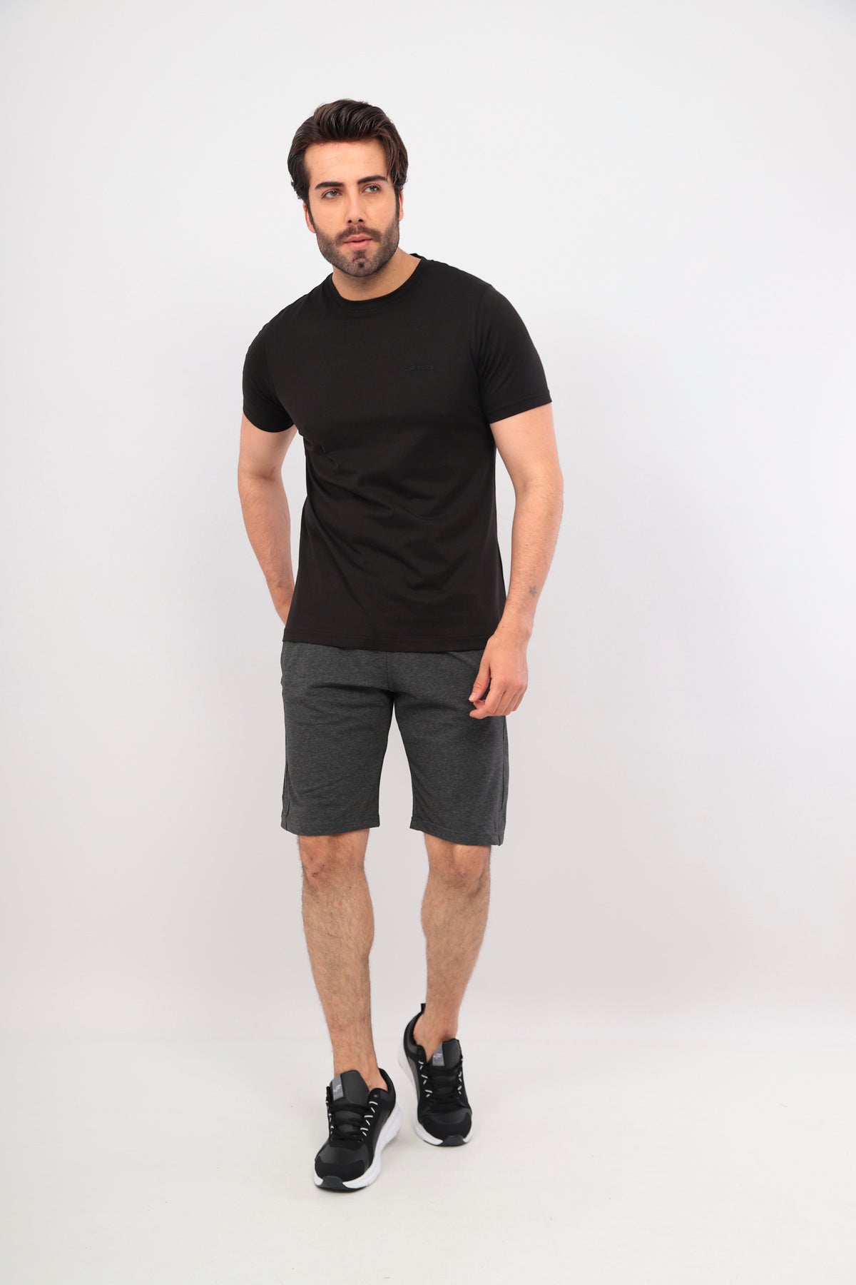 Erkek Siyah Bisiklet Yaka T-shirt