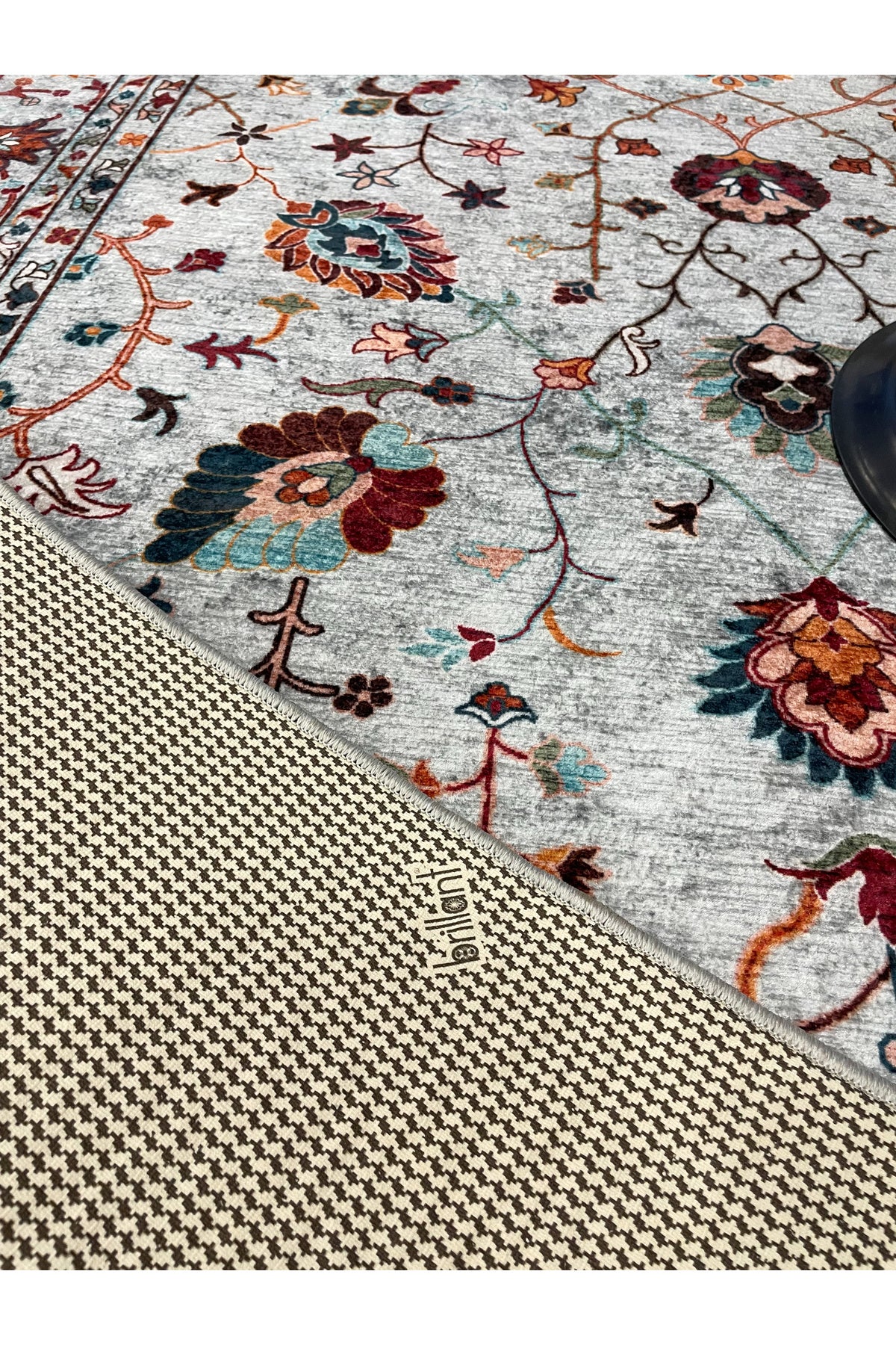 Gri Renk Vintage Çiçekli Oval Lateks Kaymaz Taban Halı