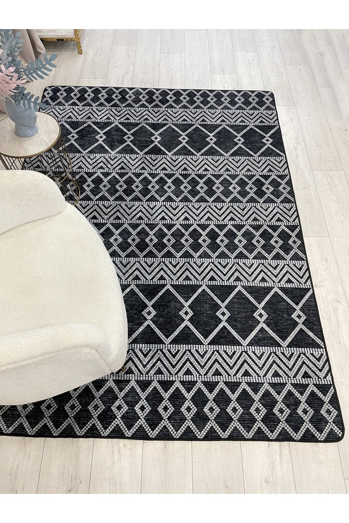 Gri Siyah İskandinav Tarzı Kilim Desenli Yolluk Lateks Halı