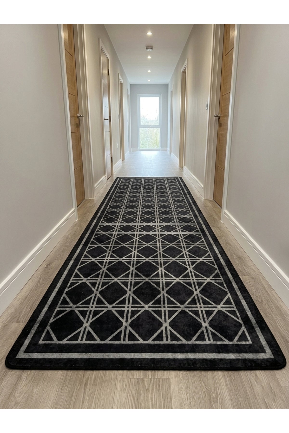 Geometrik Desen Lateks Taban Salon ve Yolluk Antre Halı