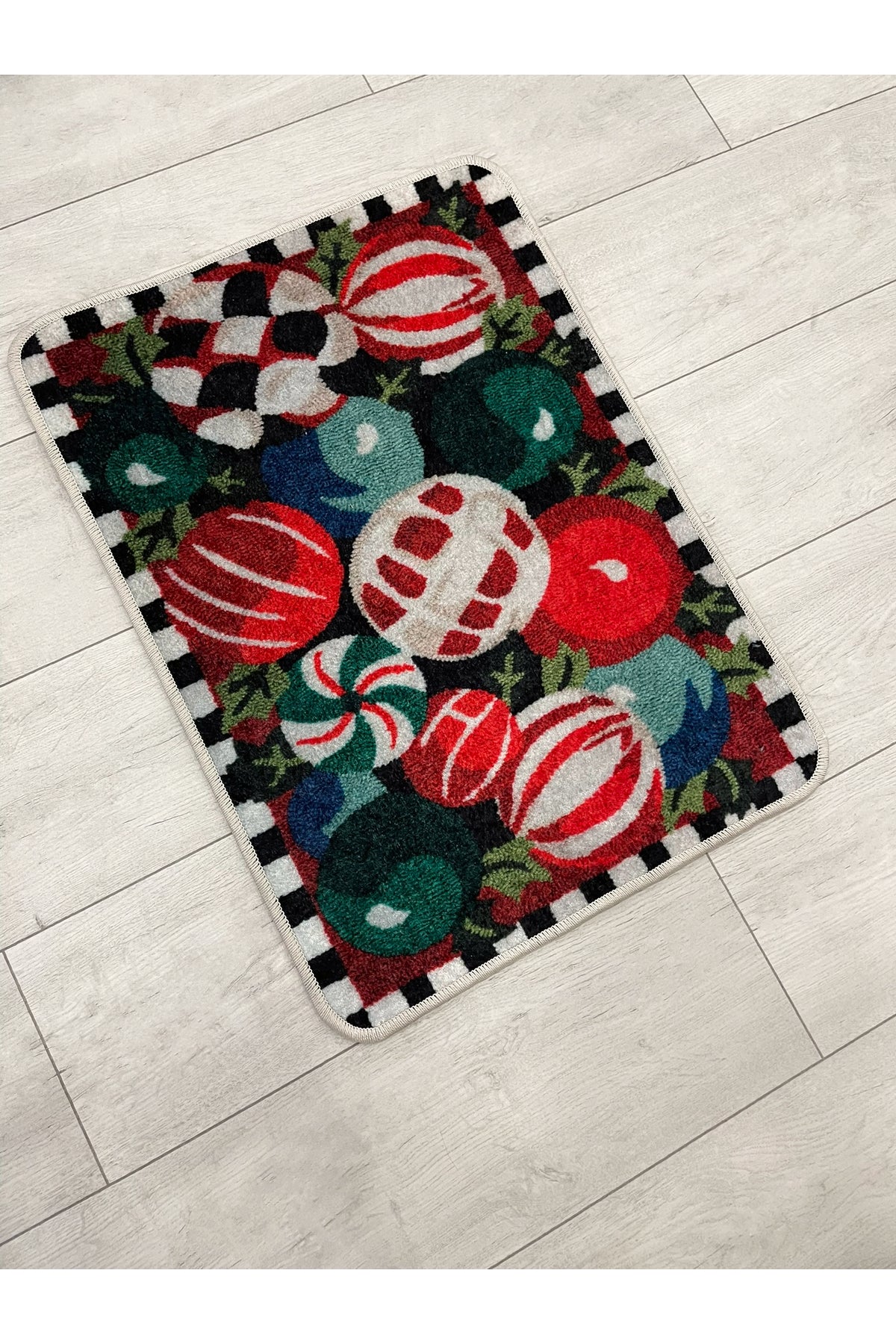 Yılbaşı Temalı Kapıönü Ağaç Altı Paspası Kırmızı (50X70)