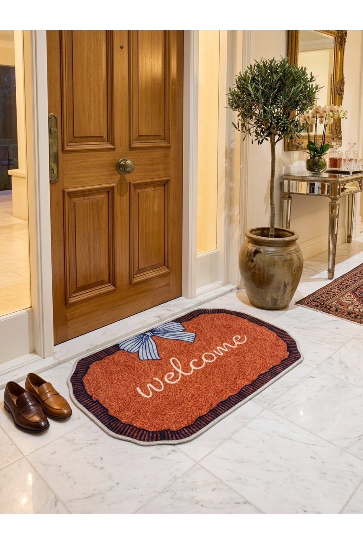 Fiyonk Detaylı Welcome Yazılı Lateks Taban Dekoratif Paspas