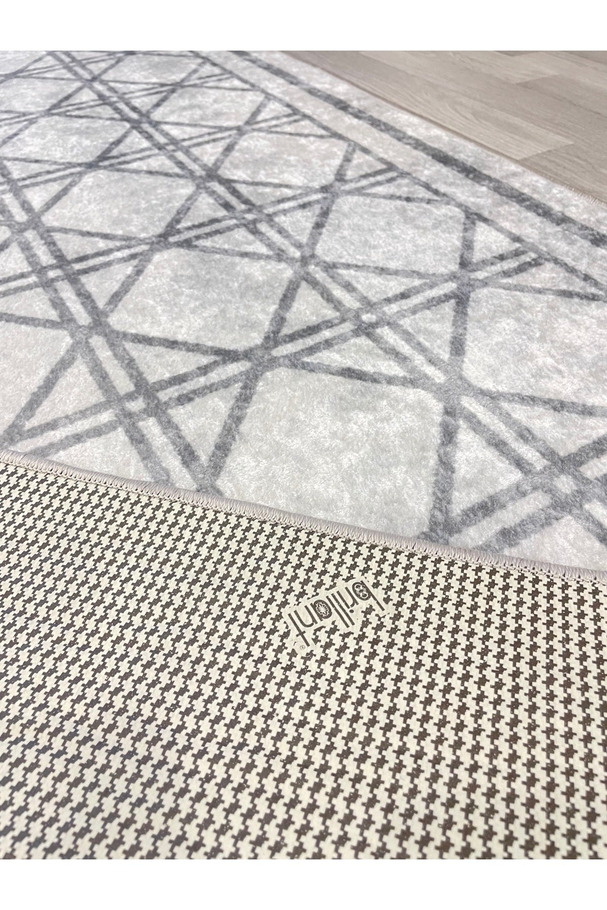 Geometrik Desen Lateks Taban Salon ve Yolluk Antre Halı