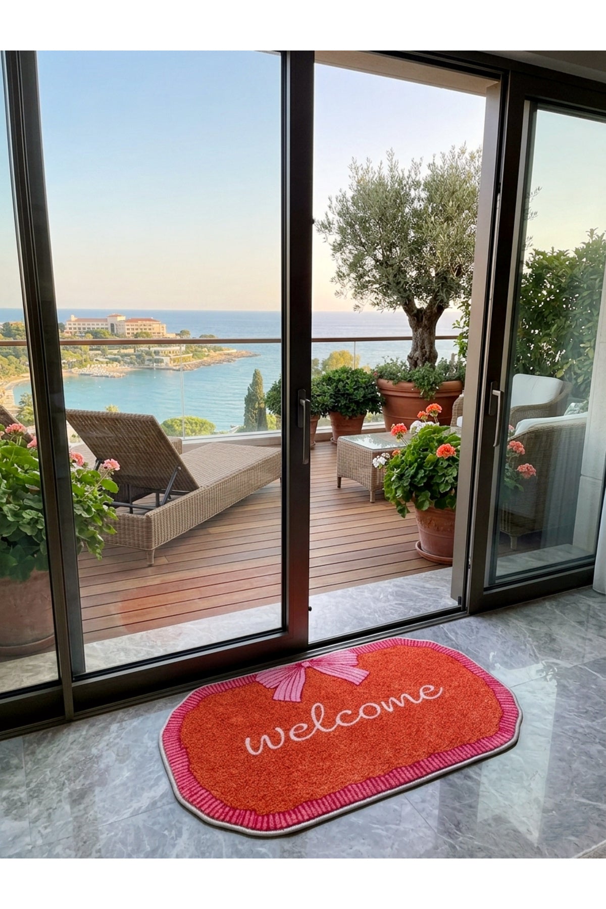 Fiyonk Detaylı Welcome Yazılı Lateks Taban Dekoratif Paspas
