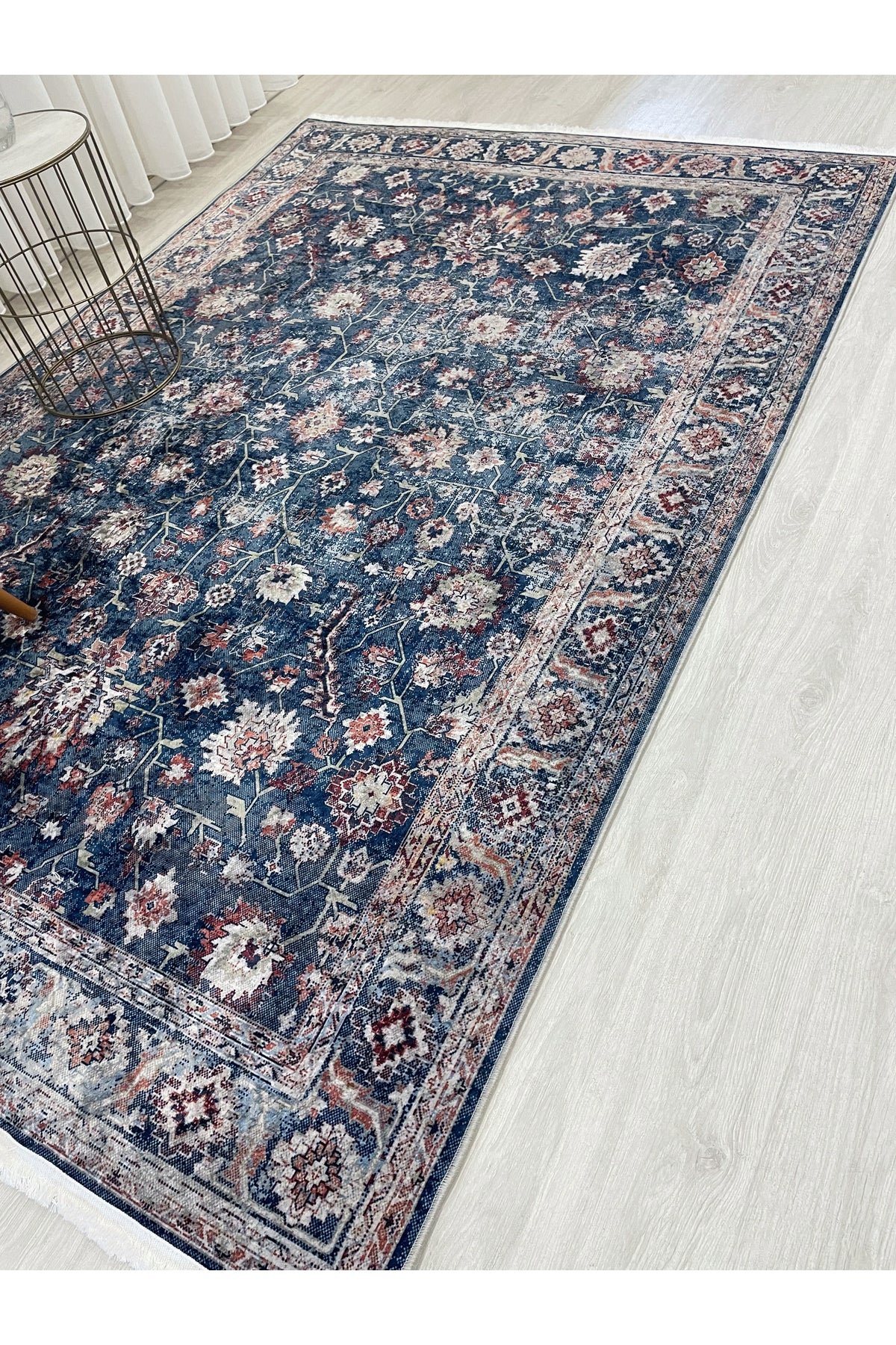 Lacivert Eskitme Görünümlü Lateks Kaymaz Taban Halı