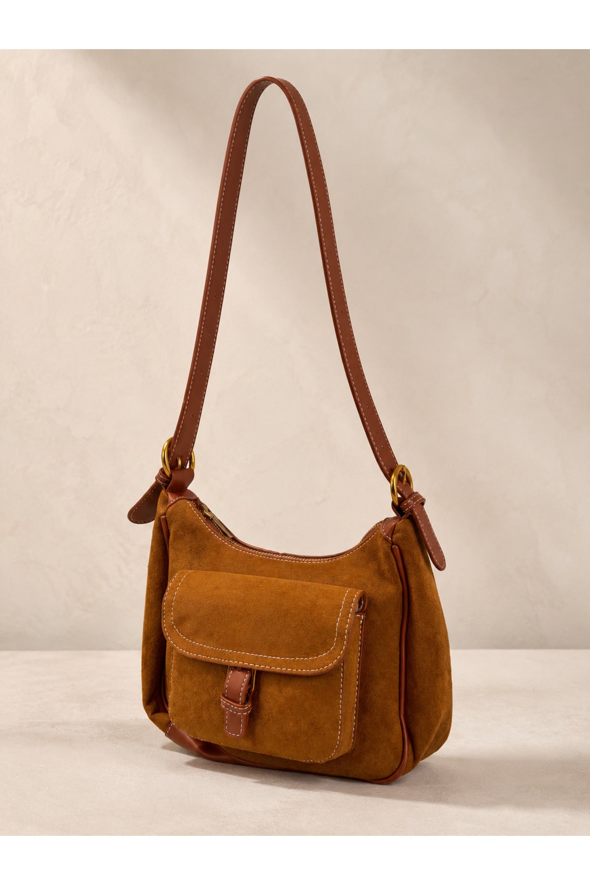 Kadın Taba Süet Görünümlü Kapaklı Çapraz Askılı Çanta 29x20 CNT729