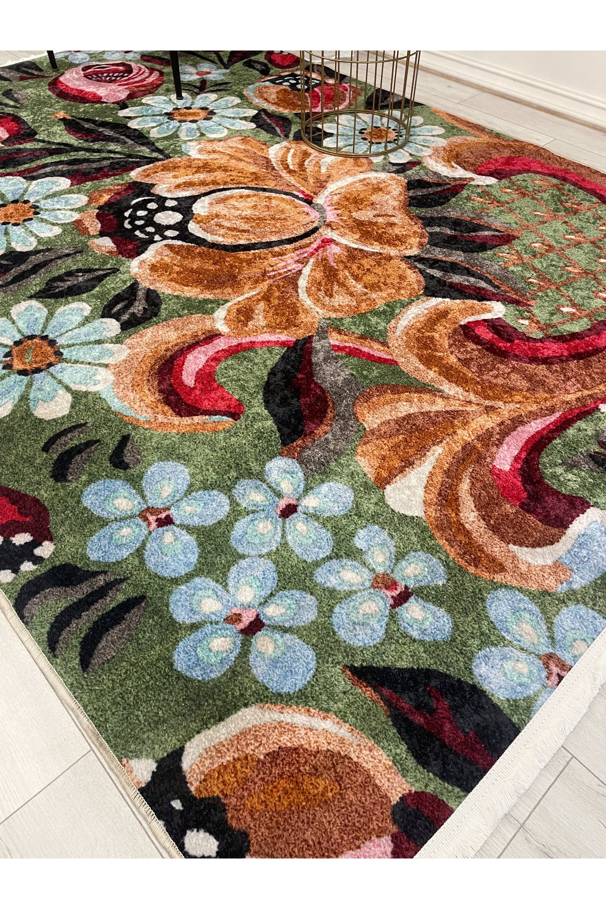 Yeşil Çiçek Desenli Floral Lateks Taban Halı