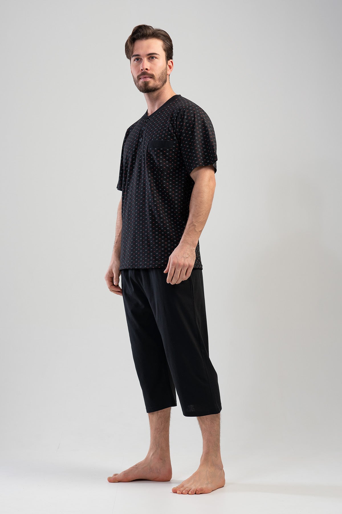 Man Desa Buttoned Capri Set