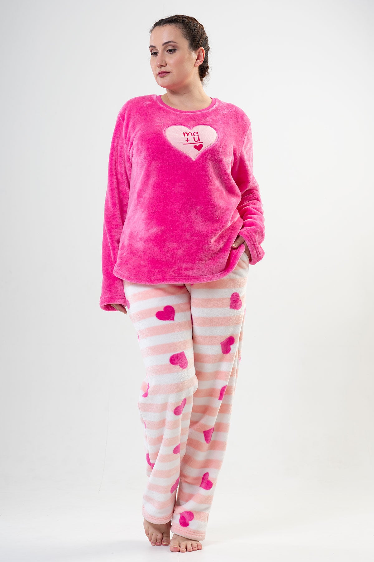 BAYAN SOFT XXL O YAKA UZUN KOL ETEGI OVAL CEPLI PIJAMA TAKIM