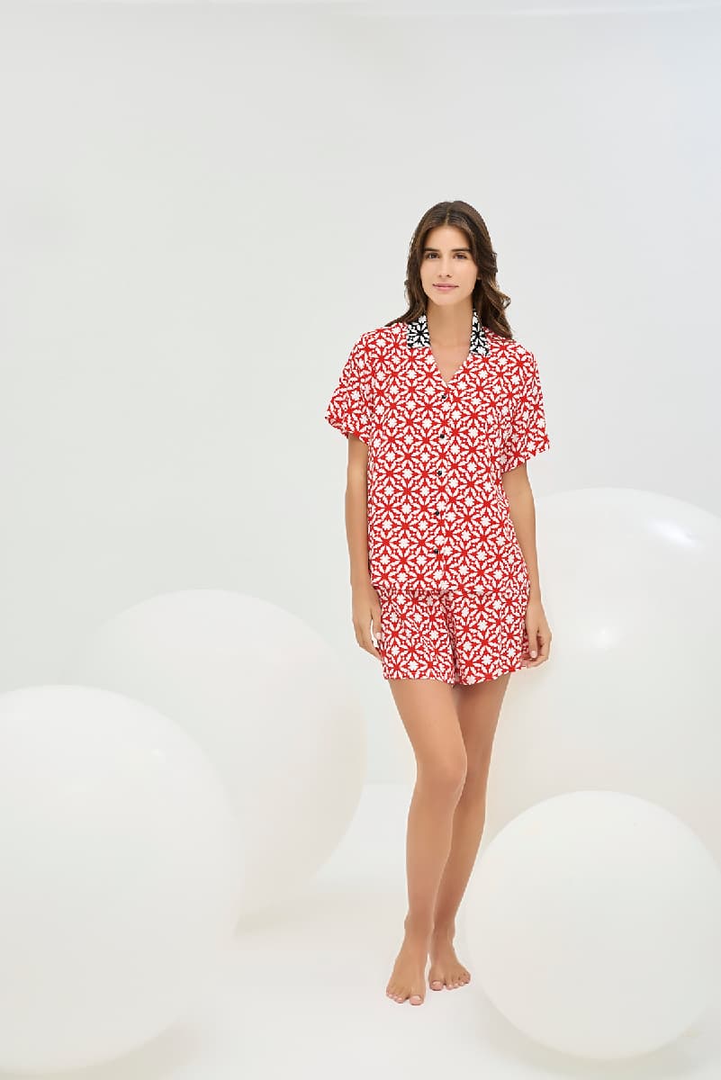 16508 Kadın Düğmeli Şort Takım