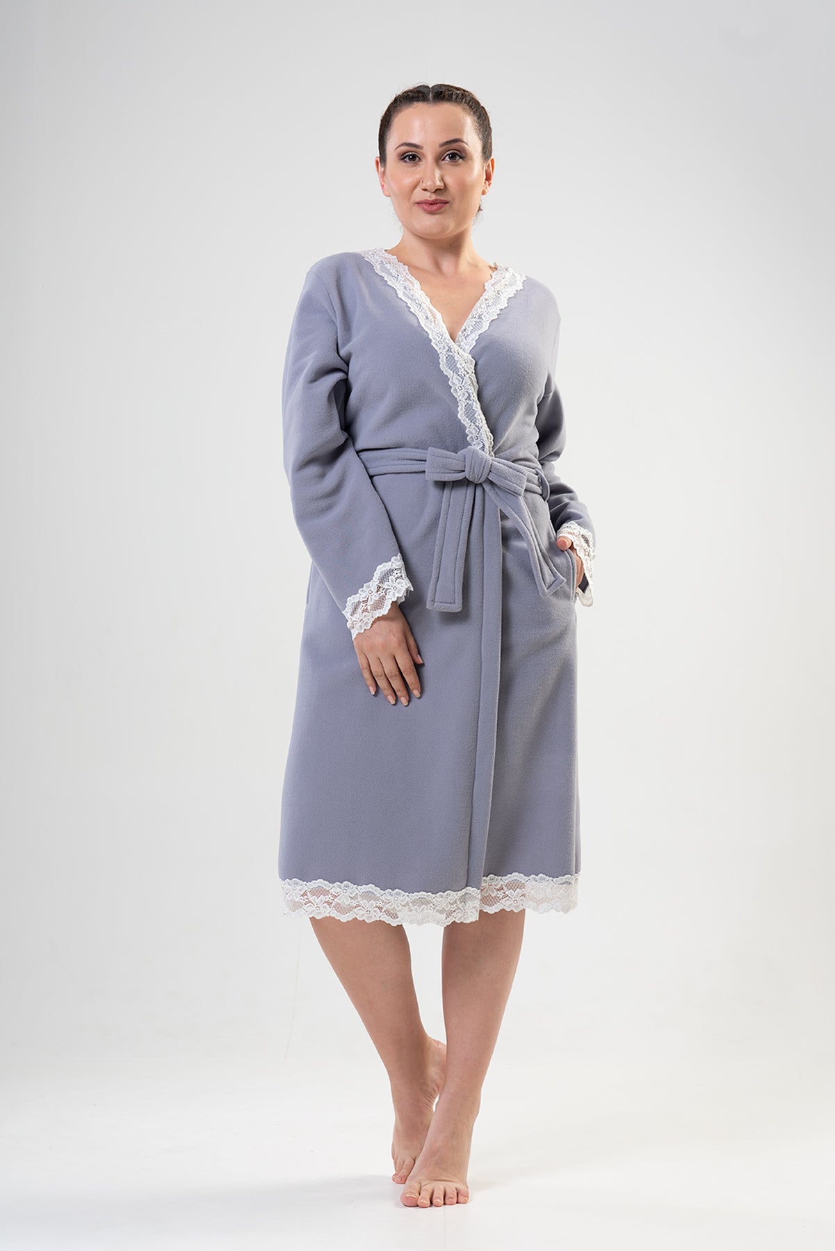 Woman XXL Lace Dressing Gown