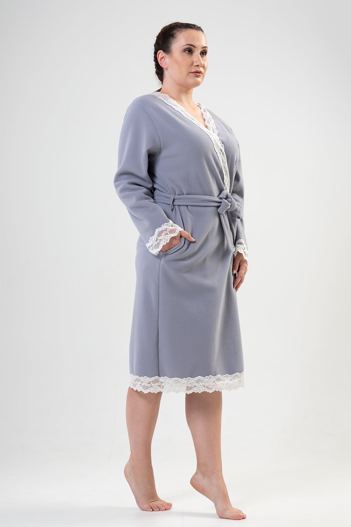 Woman XXL Lace Dressing Gown