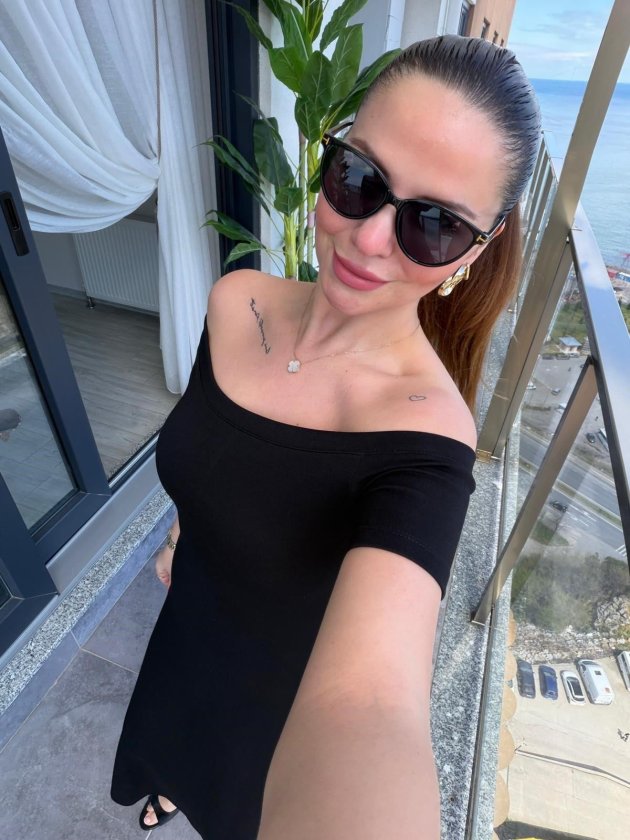 Kadın Madonna Yaka Midi Boy Modal Elbise