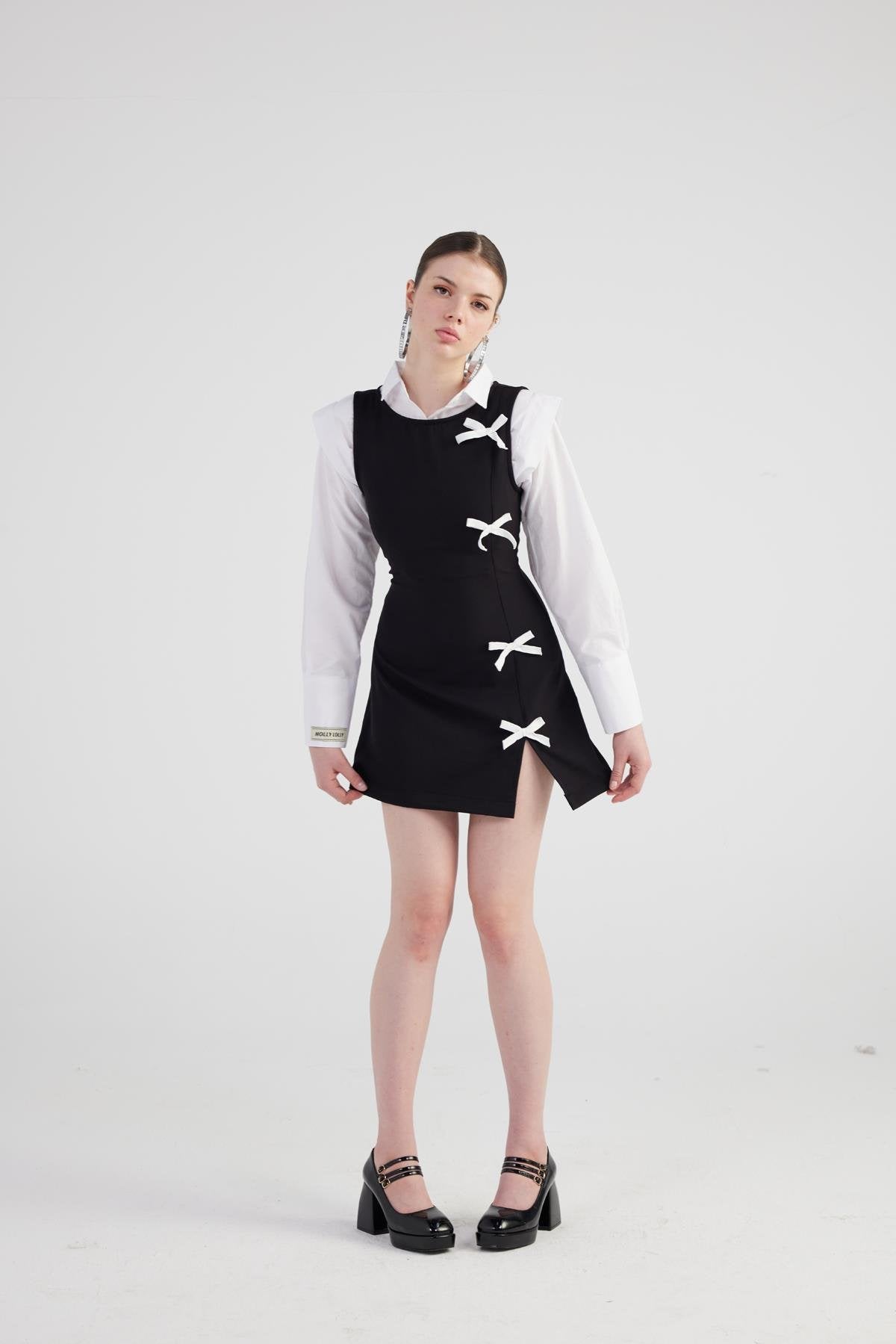 Kurdela Detaylı Yırtmaçlı Mini Nicola Elbise Siyah