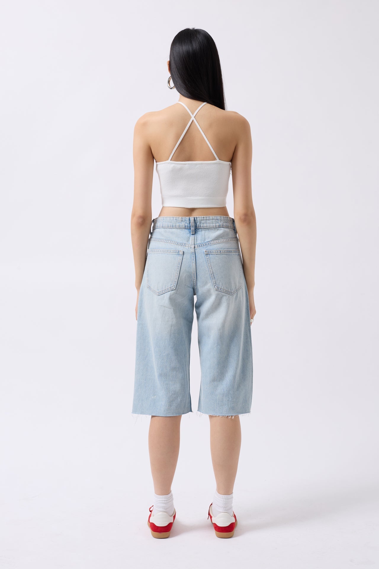 Pencere Detay Fitilli Ekru Crop