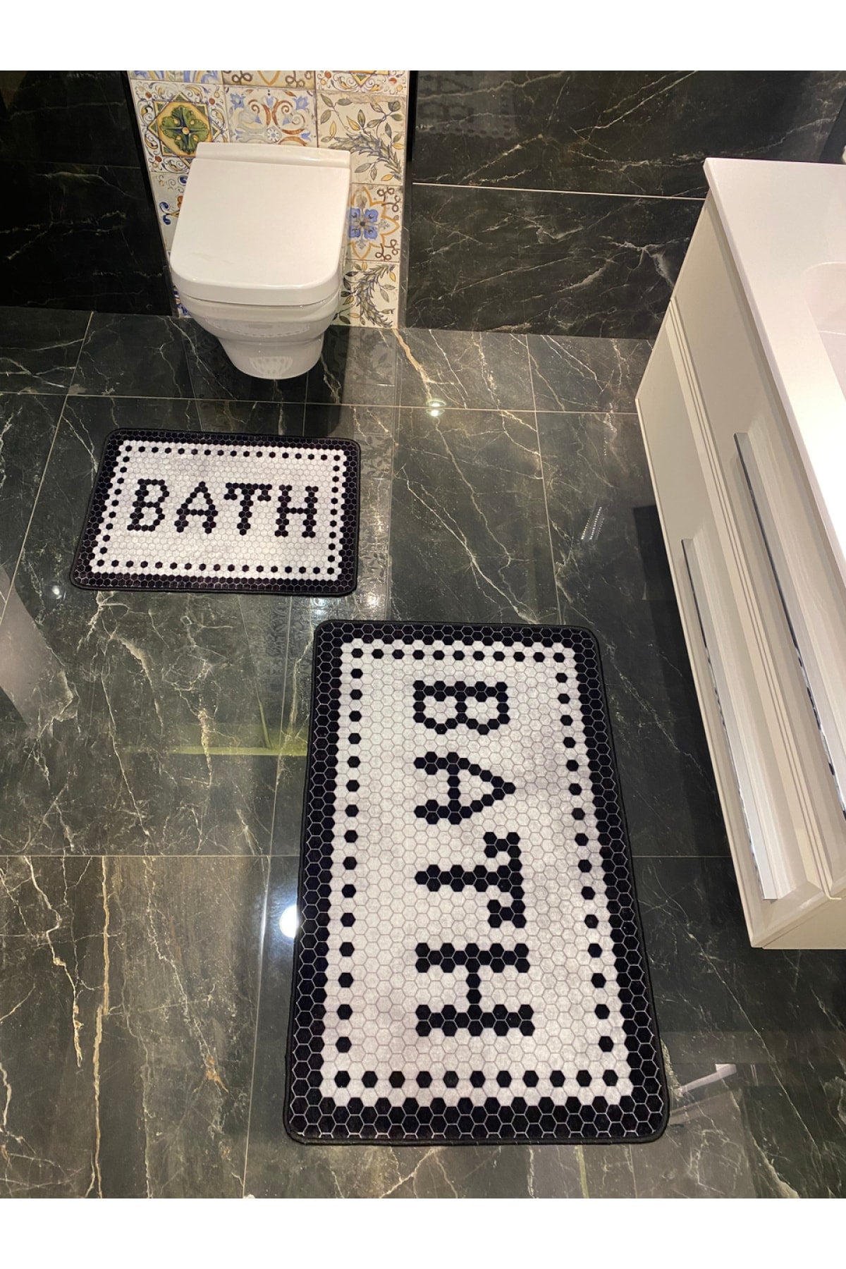Black Bath Yazılı Desenli 2'li Kaymaz Taban Su Geçirmez Banyo Paspas Takımı (60x100 - 60x50) Gri