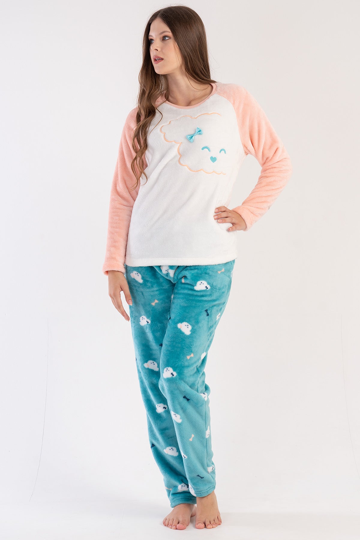 KADIN SOFT O YAKA REGLAN UZUN KOL ETEGI OVAL CEPLI PIJAMA TAKIM