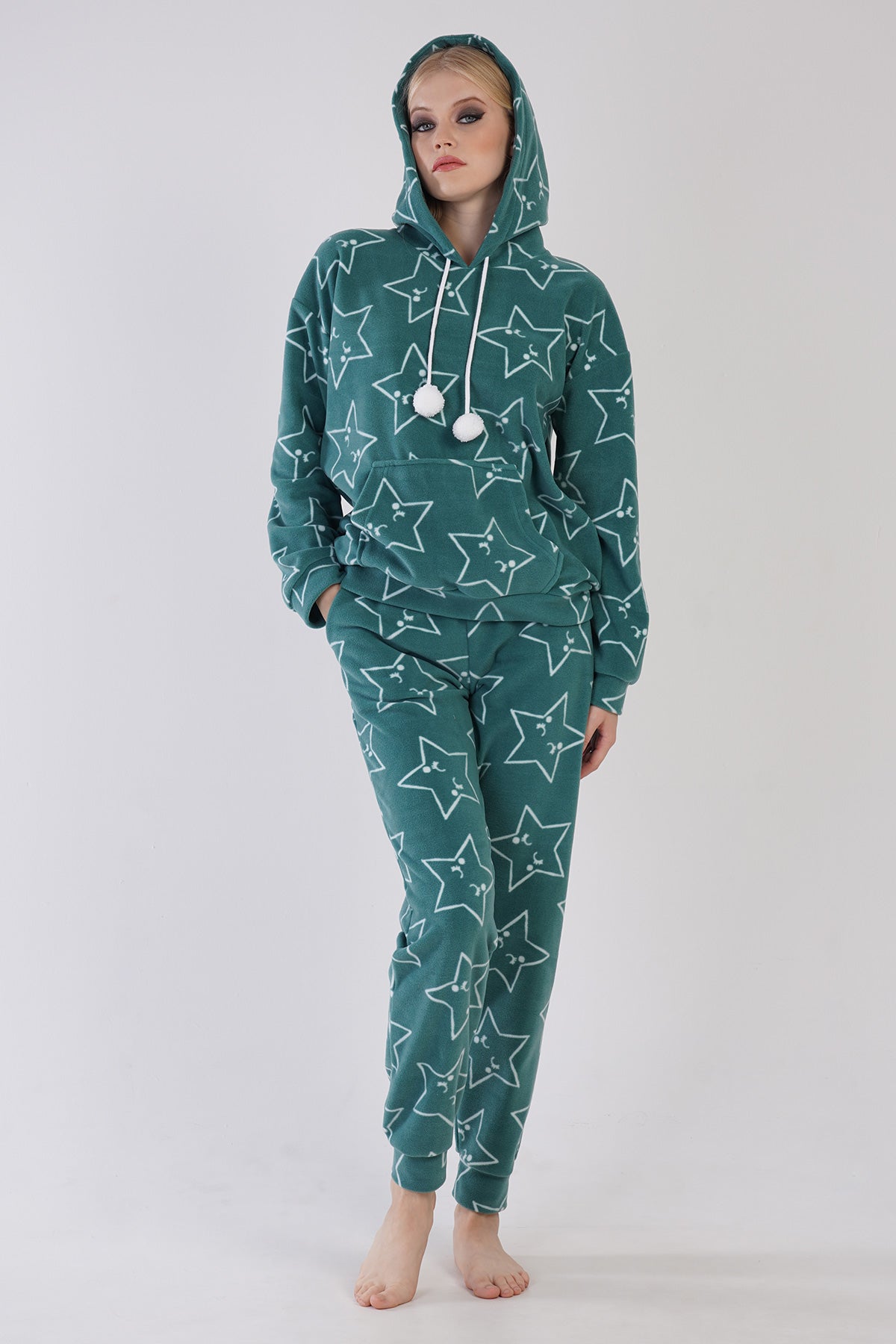 KADIN POLAR KAPSONLU DUSUK OMUZLU KANGURU CEPLI MANSETLI CEPLI PIJAMA TAKIM