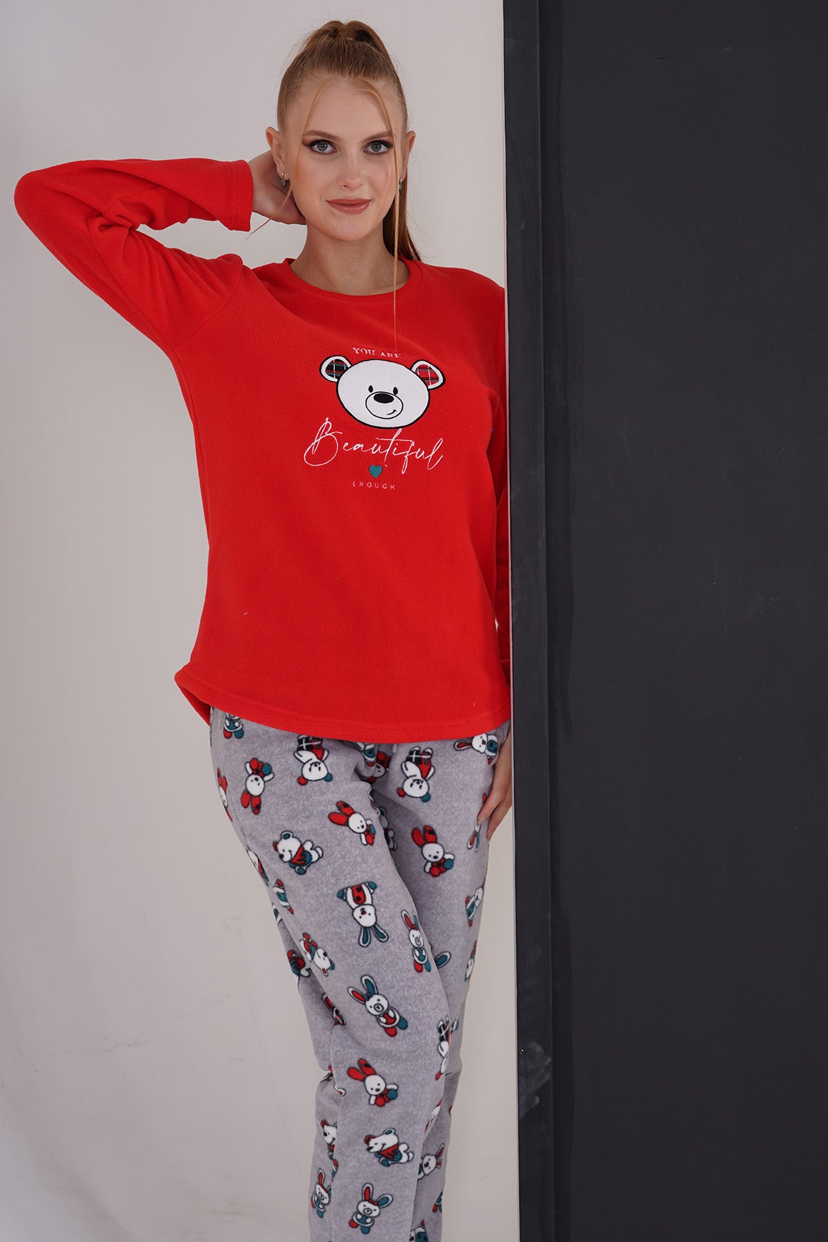 Woman Aila Fleece Long Sleeve Pyjama Set