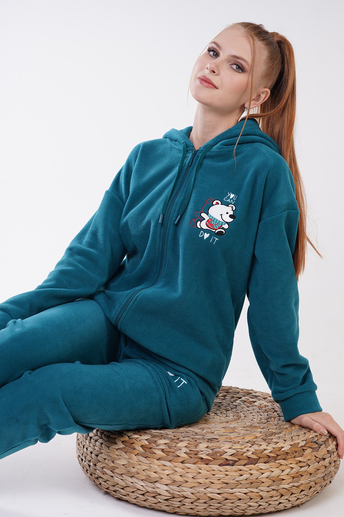 Woman Deila Fleece Long Sleeve Pyjama Set